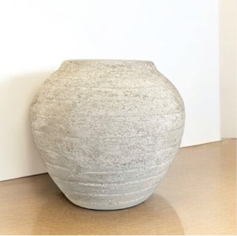 Arena vase “Hand-Painted Pottery vase ”