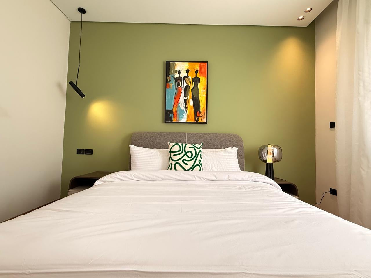 African Women Abstract Wall Art – 80 x 80 cm